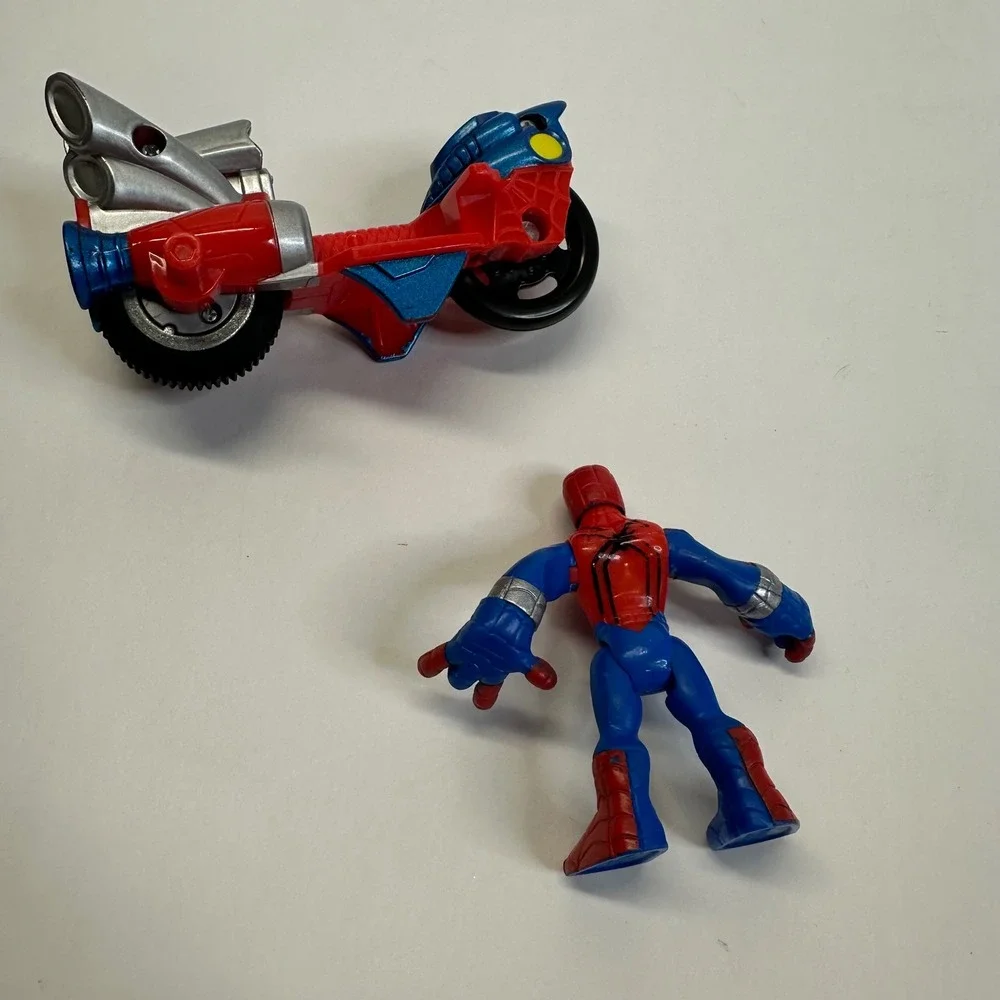 Playskool‎ Heroes Marvel Super Hero Adventures Spider-Man Web Racer Vehicle